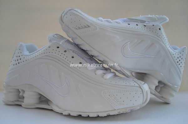 Chaussures Nike Shox R4 Blanc
